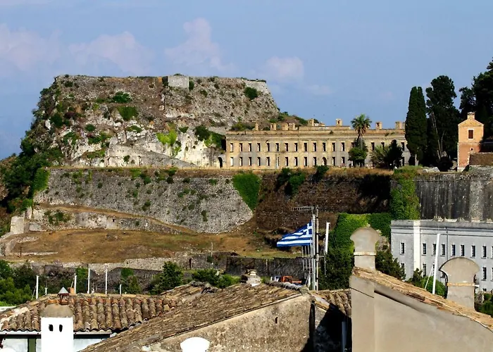 Corfu Old Town 100m2 דירה