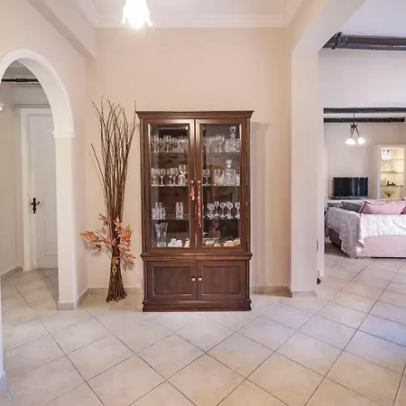 Apartment Corfu Old Town 100m2