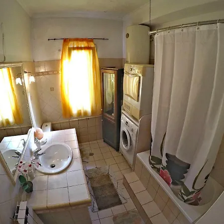 Corfu Old Town 100m2 Apartment *